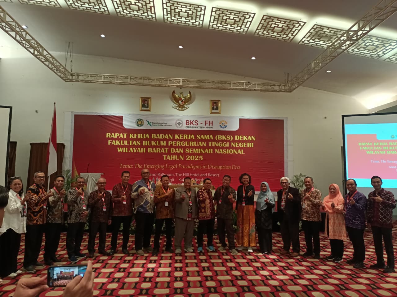FH Universitas Samudra Hadiri Rapat Kerja dan Seminar Nasional BKS Dekan FH PTN Wilayah Barat 2025